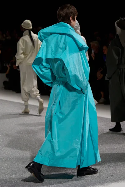 Look 68